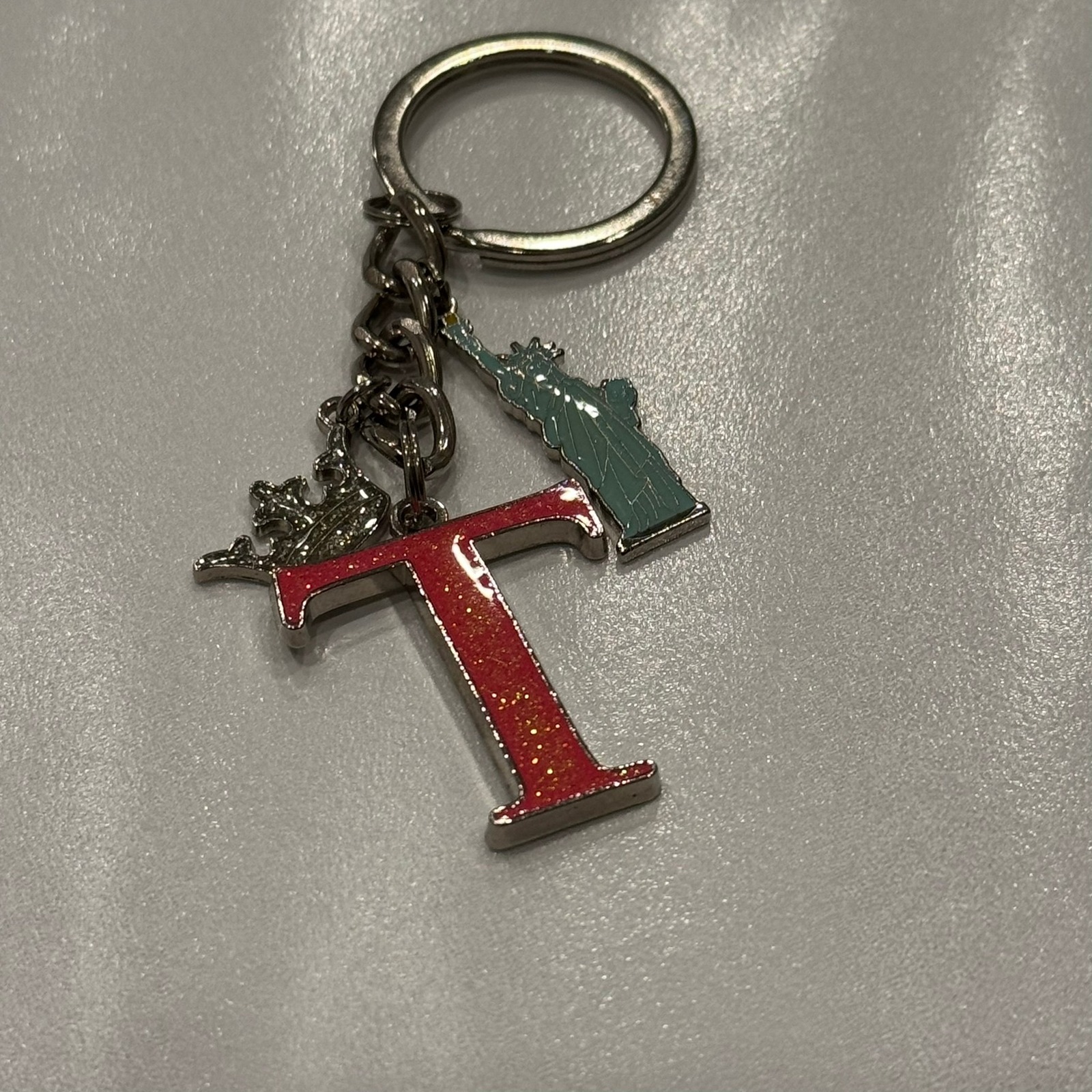 Alphabet Letter T Keychain Statue Of Liberty Crown Charms